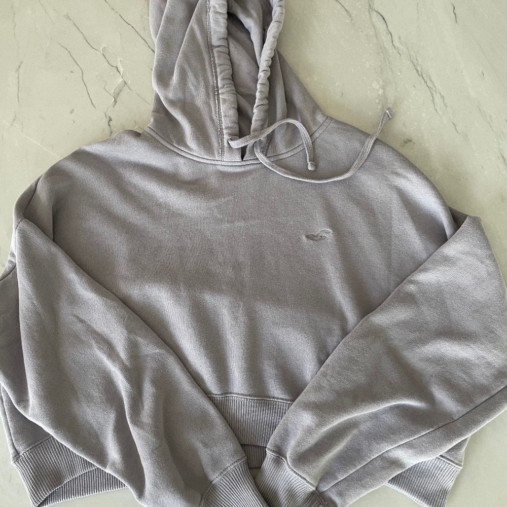 Hollister Cropped Hoodie size small